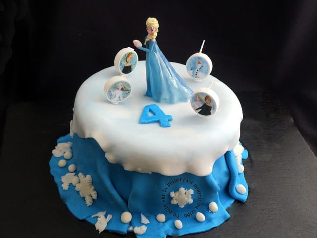 Gâteau d'anniversaire Reine des neiges pour les 4 ans de ma petite-fille