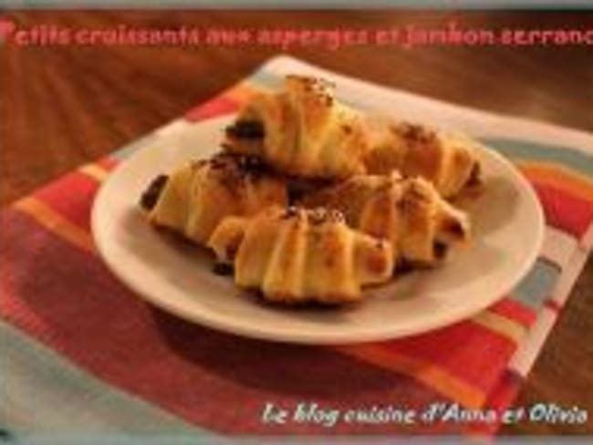 Petits Croissants aux Asperges et Jambon Serrano