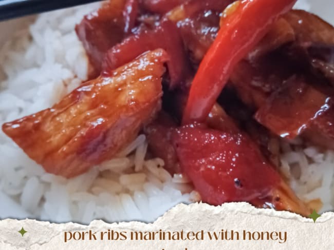 Pork ribs marinated with honey and spices : porc en marinade de miel et épices