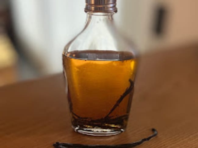 Extrait de vanillle maison au rhum ambré et vanille Bourbon