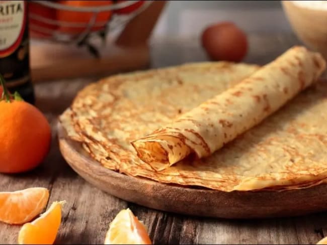 Crêpes de Nina Métayer à la mandarine et fève tonka