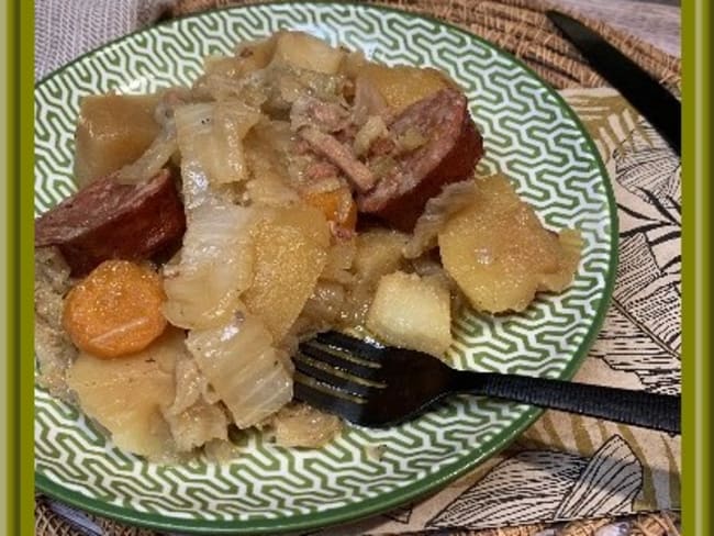 Chou chinois à la saucisse de Morteau, un bon plat d'hiver