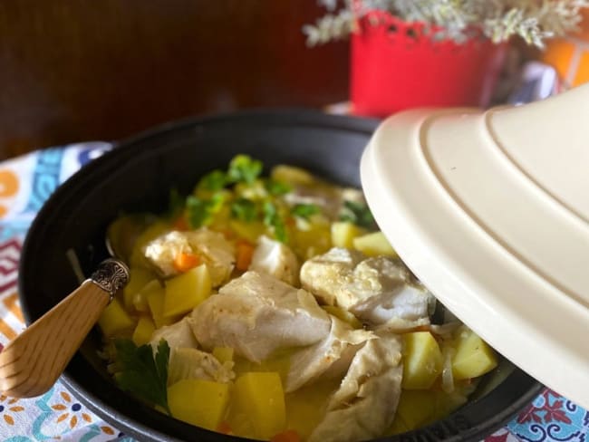 Tajine de filet de cabillaud aux pommes de terre pour deux gourmands