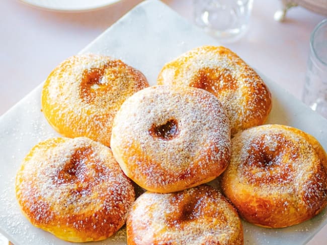 Brioche à la crème d'amandes et confiture, une viennoiserie très gourmande