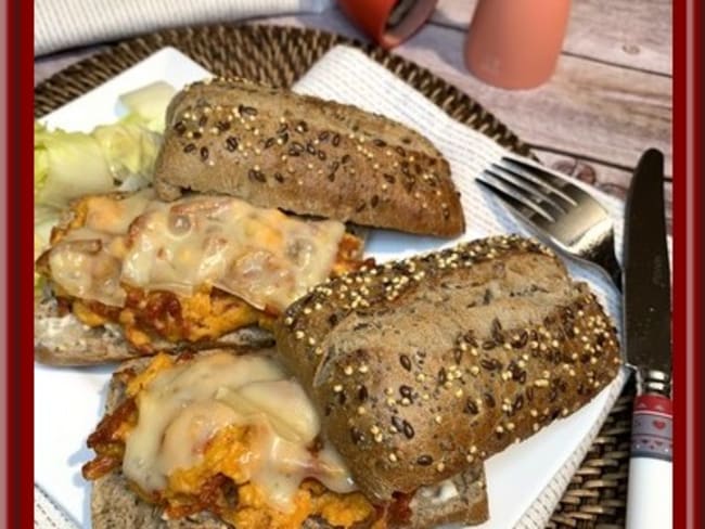 Tartines gourmandes à la brouillade d’œufs et chorizo