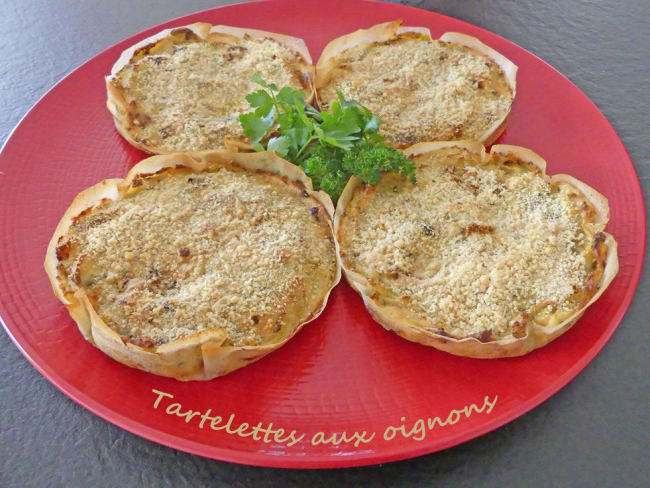 Tartelettes en feuille de brick aux oignons