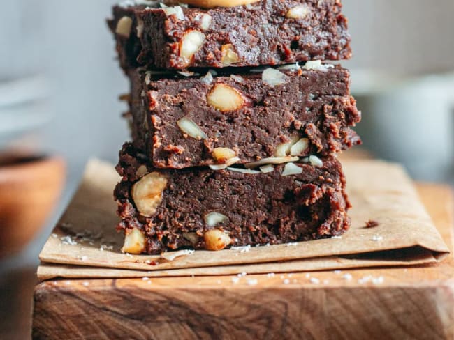 Brownie sans gluten aux haricots blancs et beurre de cacahuètes