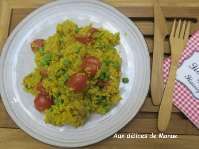 Boulgour aux champignons, petits pois, tomates cerises et curcuma