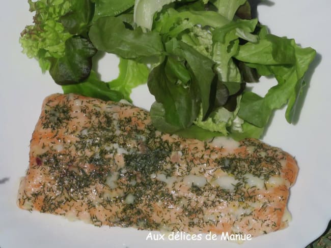 Pavés de saumon marinés à l'huile au citron et aneth, à la plancha