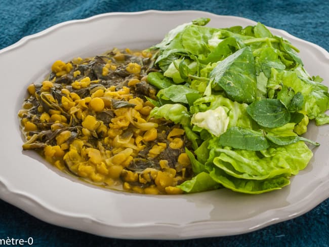 Dahl de pois cassés aux épinards, un plat végétarien et sans gluten