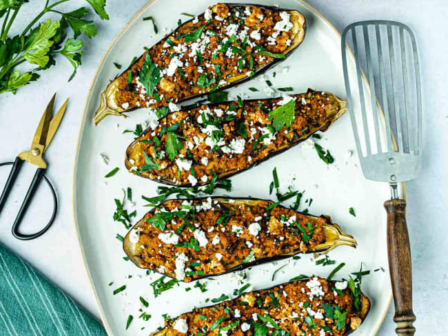 Aubergines farcies au millet et au poivron, une recette végétarienne