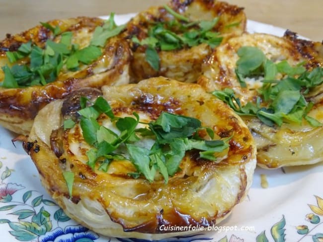 Tartelettes express au chèvre, miel, champignons et pesto ail des ours