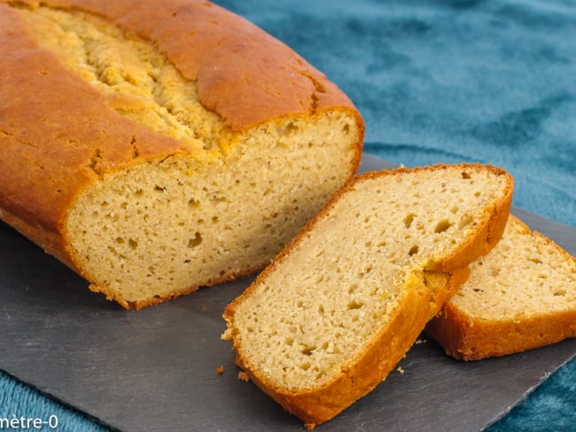 Gâteau du matin à la farine d’amande et à la vanille