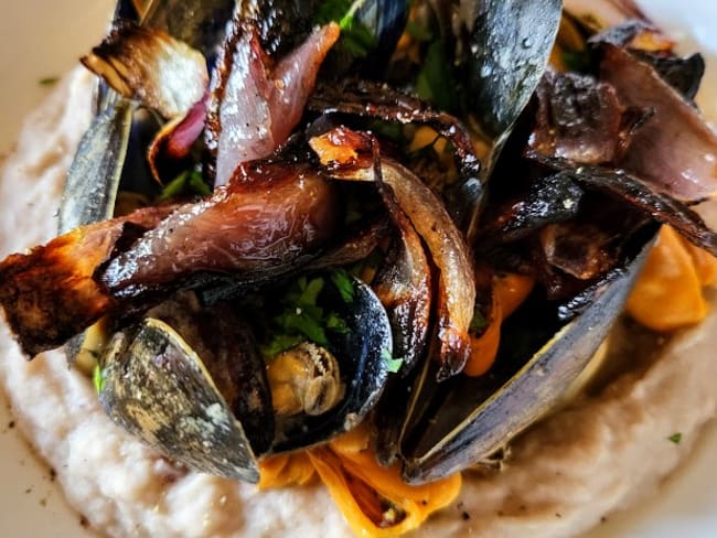 Moules sur crème de haricots cannellini, un mariage parfait