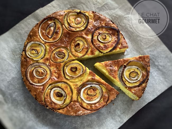 Gâteau de chou-fleur aux oignons rouges de Yotam Ottolenghi