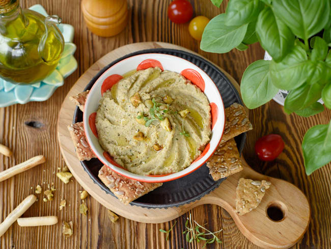 Houmous de pois cassés aux pistaches, une variante gourmande