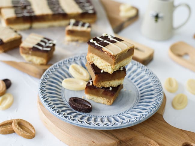 Shortbread millionnaire et son glaçage aux deux chocolats