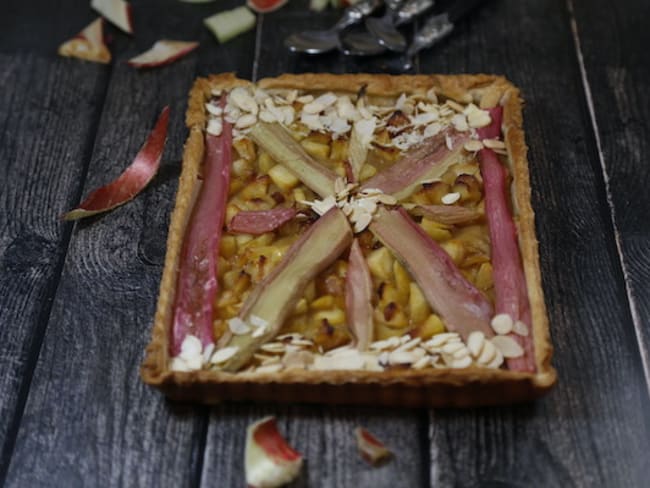 Tarte pomme rhubarbe