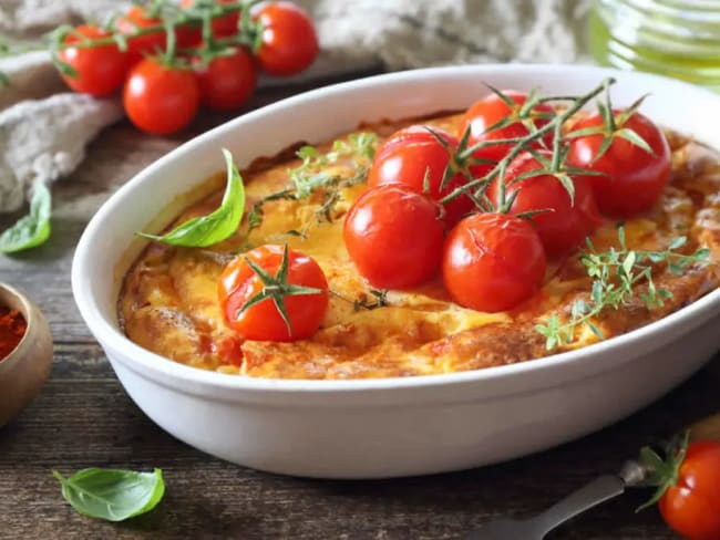 Clafoutis à la Tomate : Une Touche de Soleil dans Votre Assiette