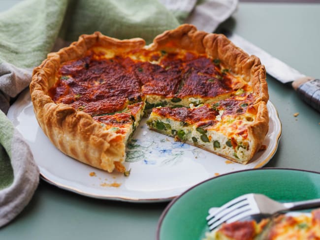 Quiche printanière aux asperges et aux petits pois