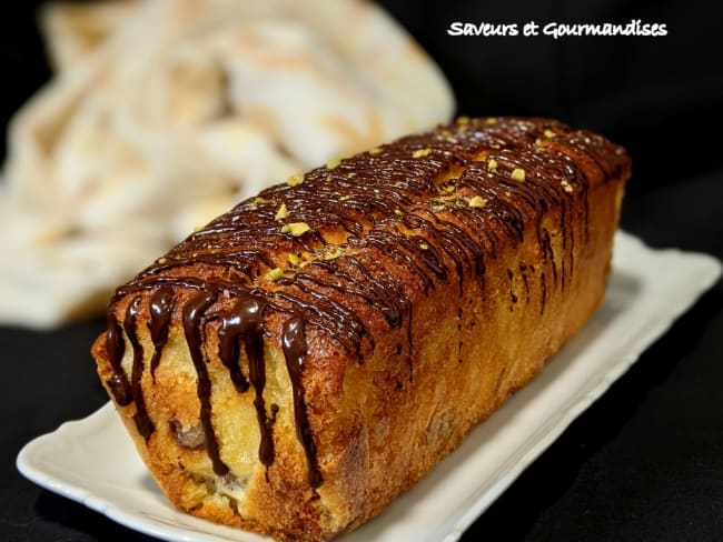 Gâteau au yaourt et aux dattes