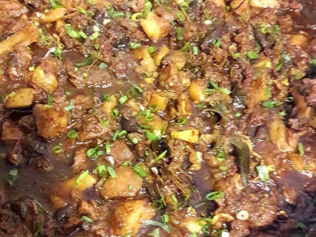 Massalé de porc aux bringelles (Aubergines)