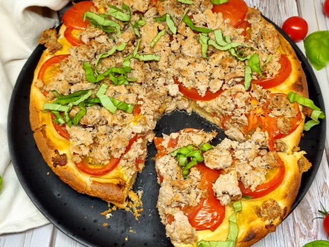 Tarte briochée aux tomates et au thon