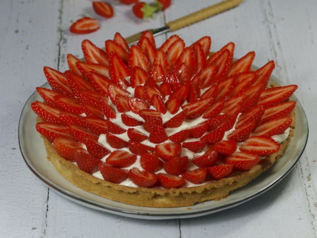Tarte amandine aux fraises et crème Chantilly mascarpone