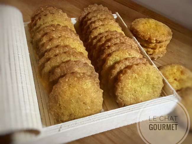 Biscuits apéritifs au curry