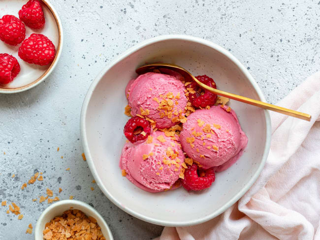 Crème glacée à la framboise