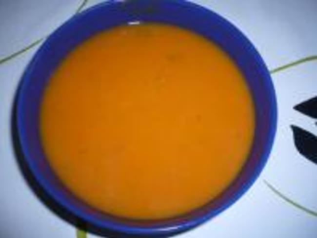 Soupe aux Poivrons et Tomates