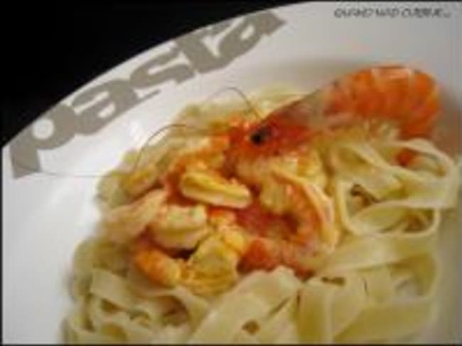 Tagliatelles aux Crevettes Safranées