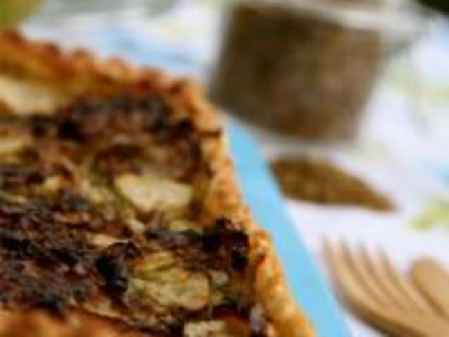 Tarte Fondante Poireaux, Roquefort et Poires au Cumin et Graines