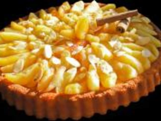 Tarte Génoise aux Pommes Renversantes