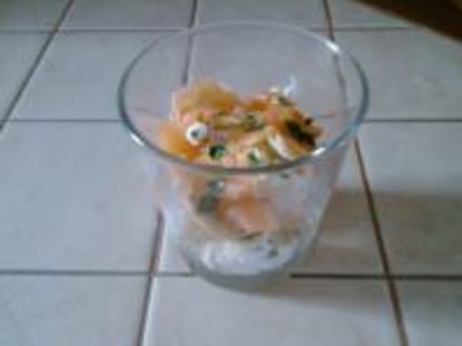 Verrine au Fromage Frais et Truite Fumée