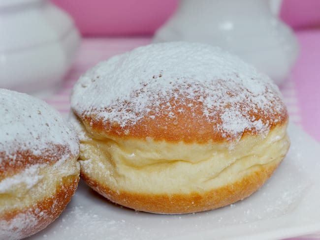 Assiettes de beignets viennois