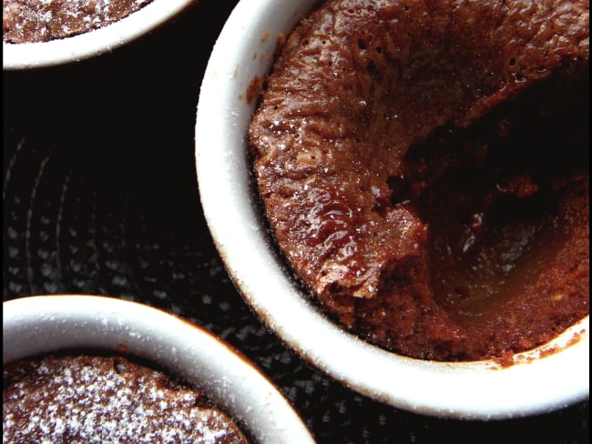 Fondant chocolat aux noix, coeur de châtaigne.