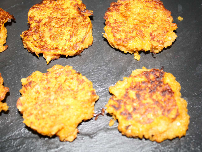 Galettes de quinoa, carottes et amandes