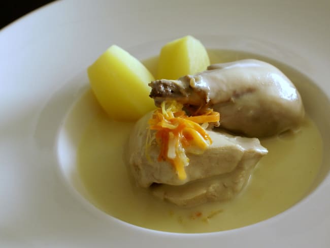Waterzoï de poulet : un plat traditionnel de la cuisine flamande