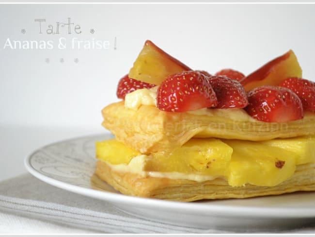 Tarte À L’ananas Et Aux Fraises