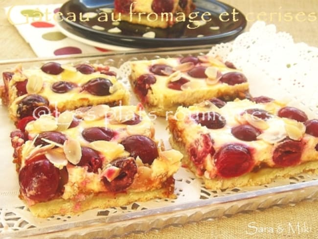 Gâteau au fromage et cerises