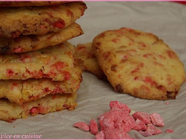 Cookies aux pralines et chocolat blanc