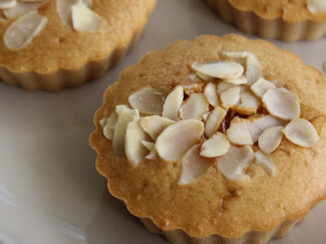 Moelleux au caramel et amandes