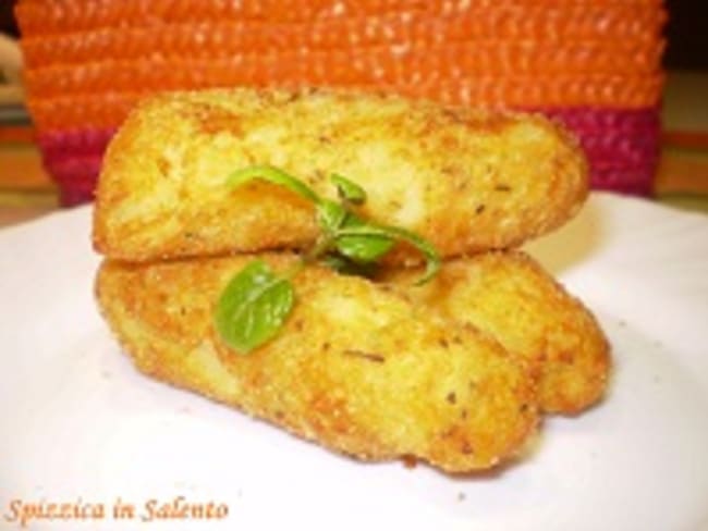 Panzerotti de pommes de terre de la région du Salento