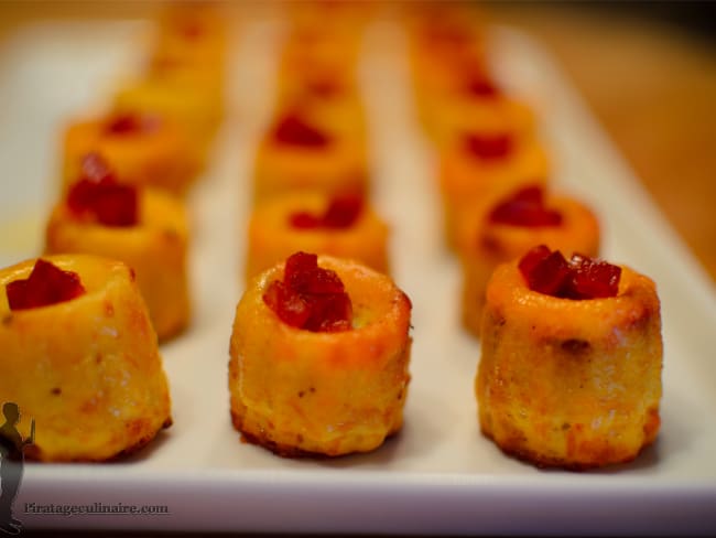 Cannelés au chorizo et au comté