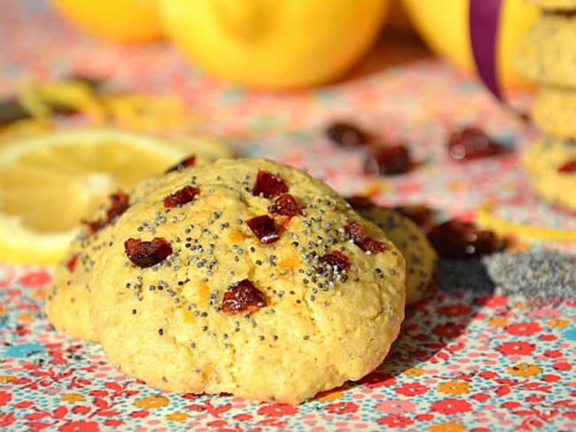 Cookies fondants aux canneberges, citron et graines de pavot