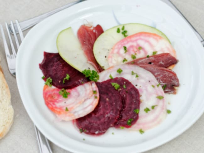 Carpaccio de granny et betteraves au magret