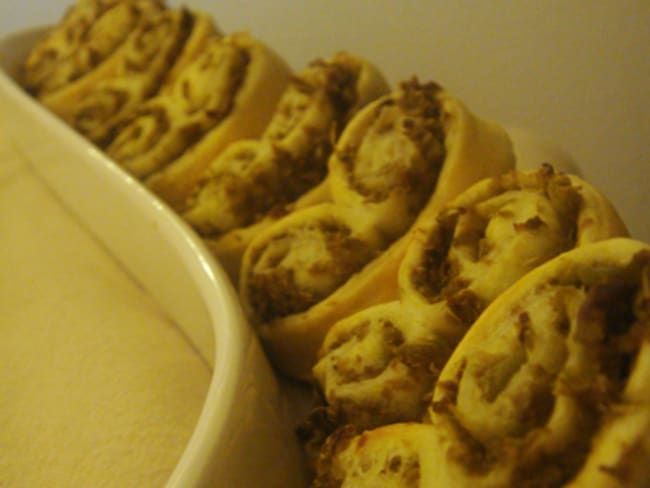 Palmiers à la tapenade