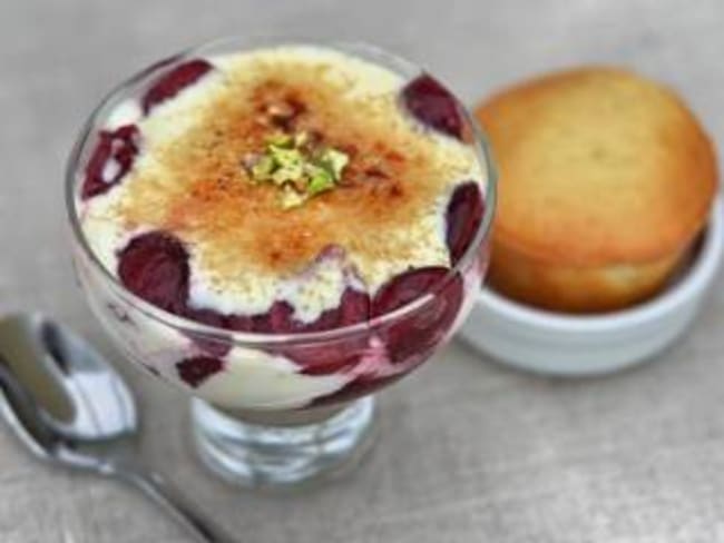 Verrines de mascarpone au cerises caramélisées