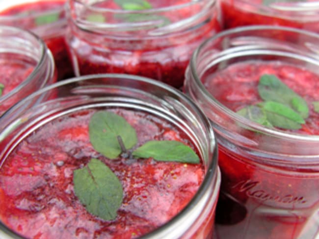 Confiture de fraises à la menthe